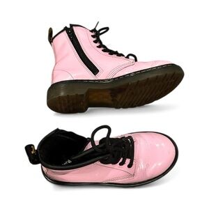DR. MARTENS PINK PATENT LEATHER DELANEY Kids Boots
